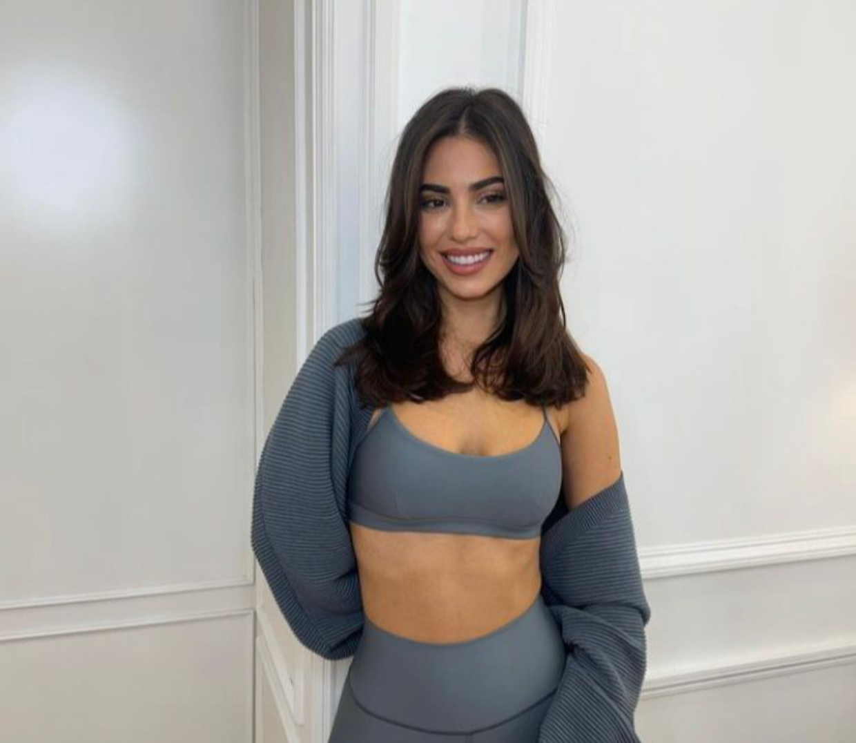 Sandra Garal: la bellezza spagnola che incanta i social