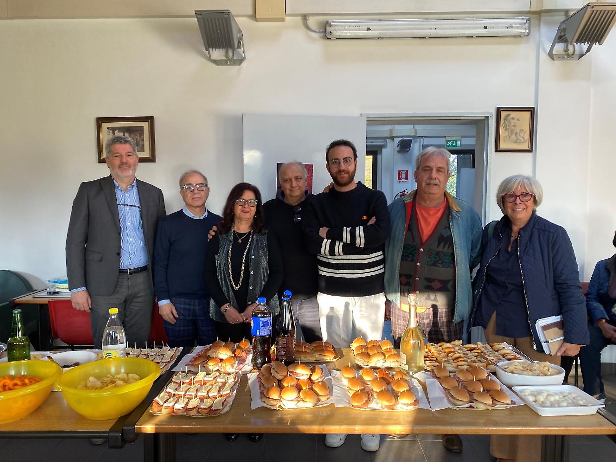 Da feste private a centro anziani: la trasformazione della casetta in legno di Strada del Portone