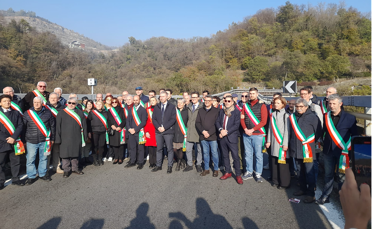 I sindaci "bloccano" Ponte Preti: «Serve più tempo per il progetto»