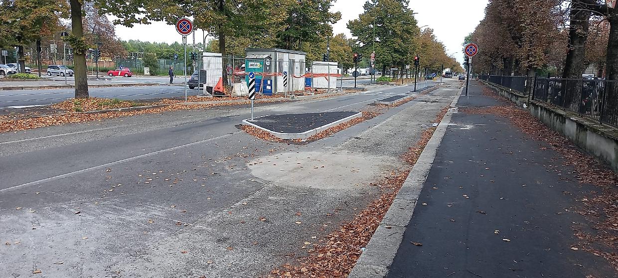 La ciclabile non è ancora finita e già non piace a nessuno
