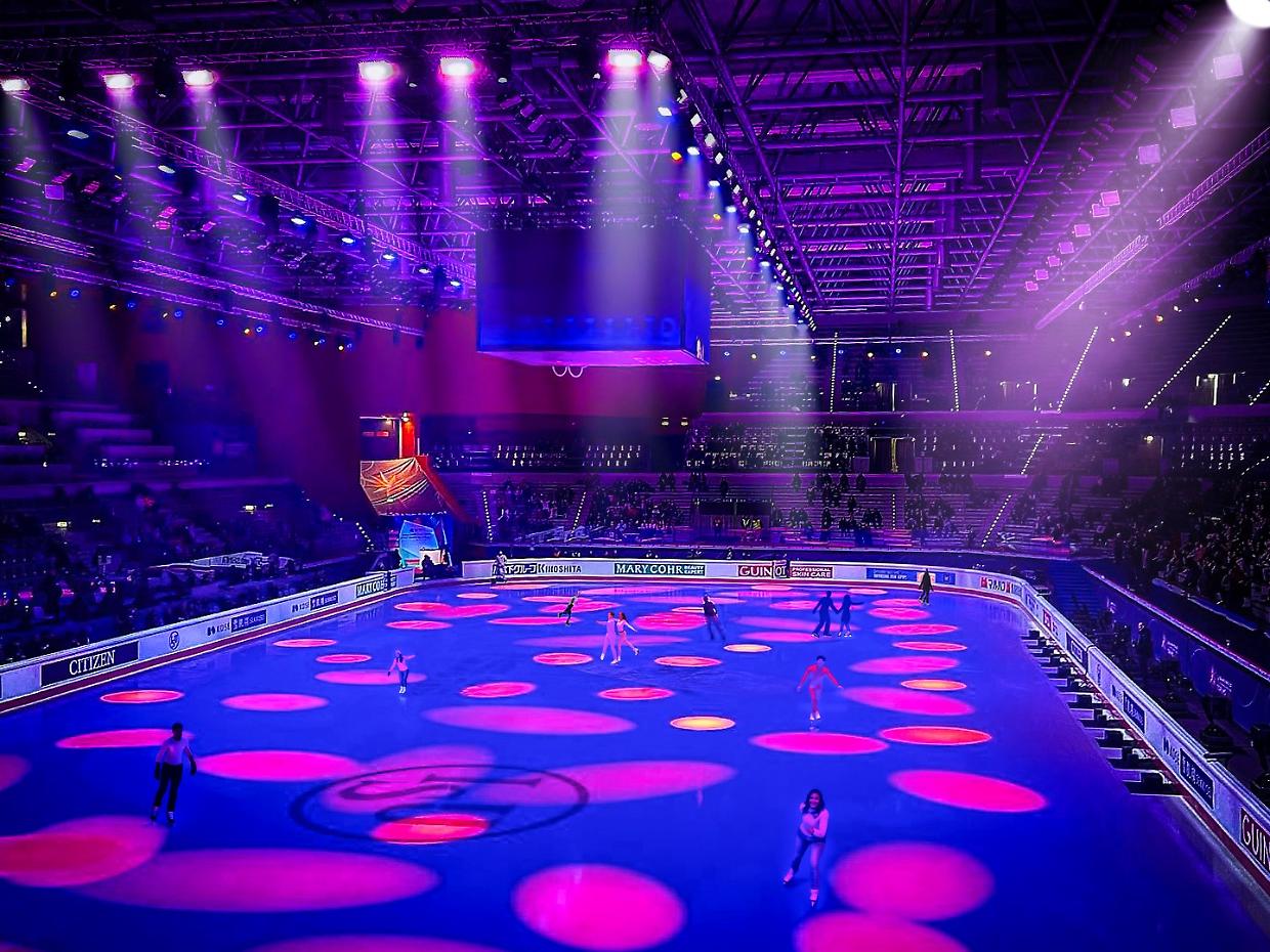 "Club Silencio On Ice" è al PalaVela tra pattini arte e musica