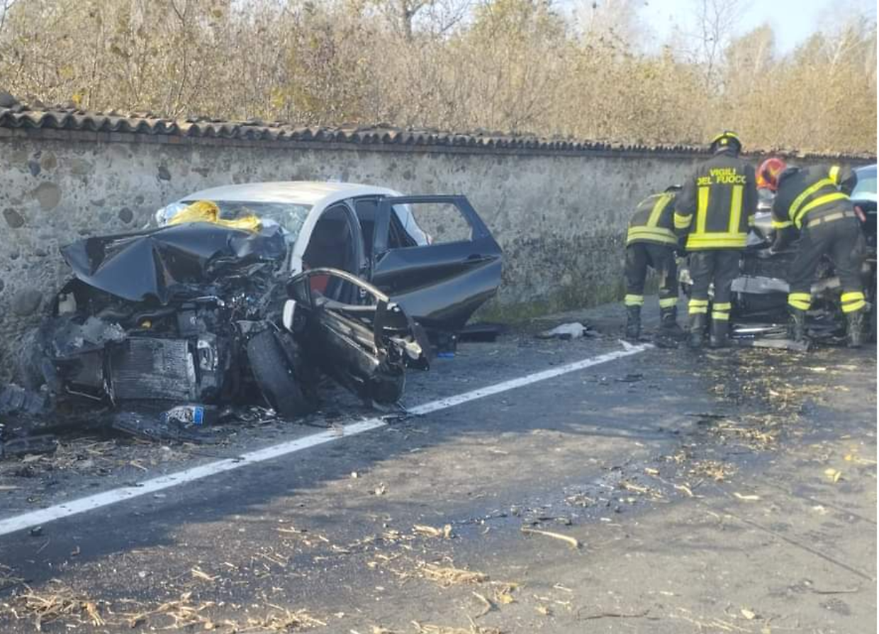 Schianto a due passi dalla Mandria