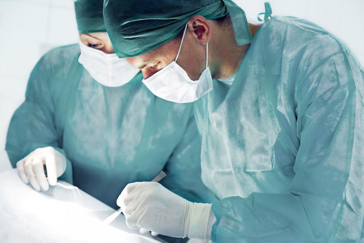 L'ipnosi in sala operatoria: una rivoluzione nella chirurgia proctologica del Santa Croce di Moncalieri           