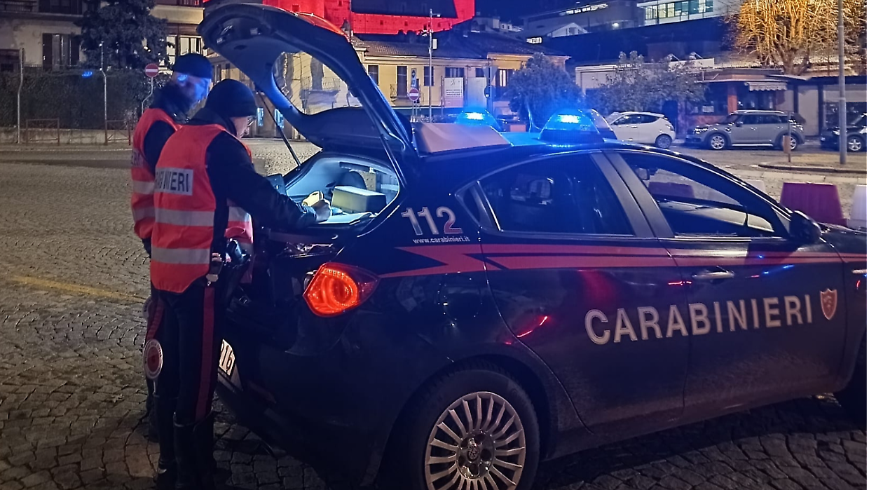 Un 36enne ha tentato di strangolare la compagna a Barriera