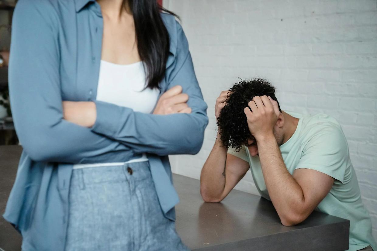 Cinque secondi per salvare una relazione: lo studio 