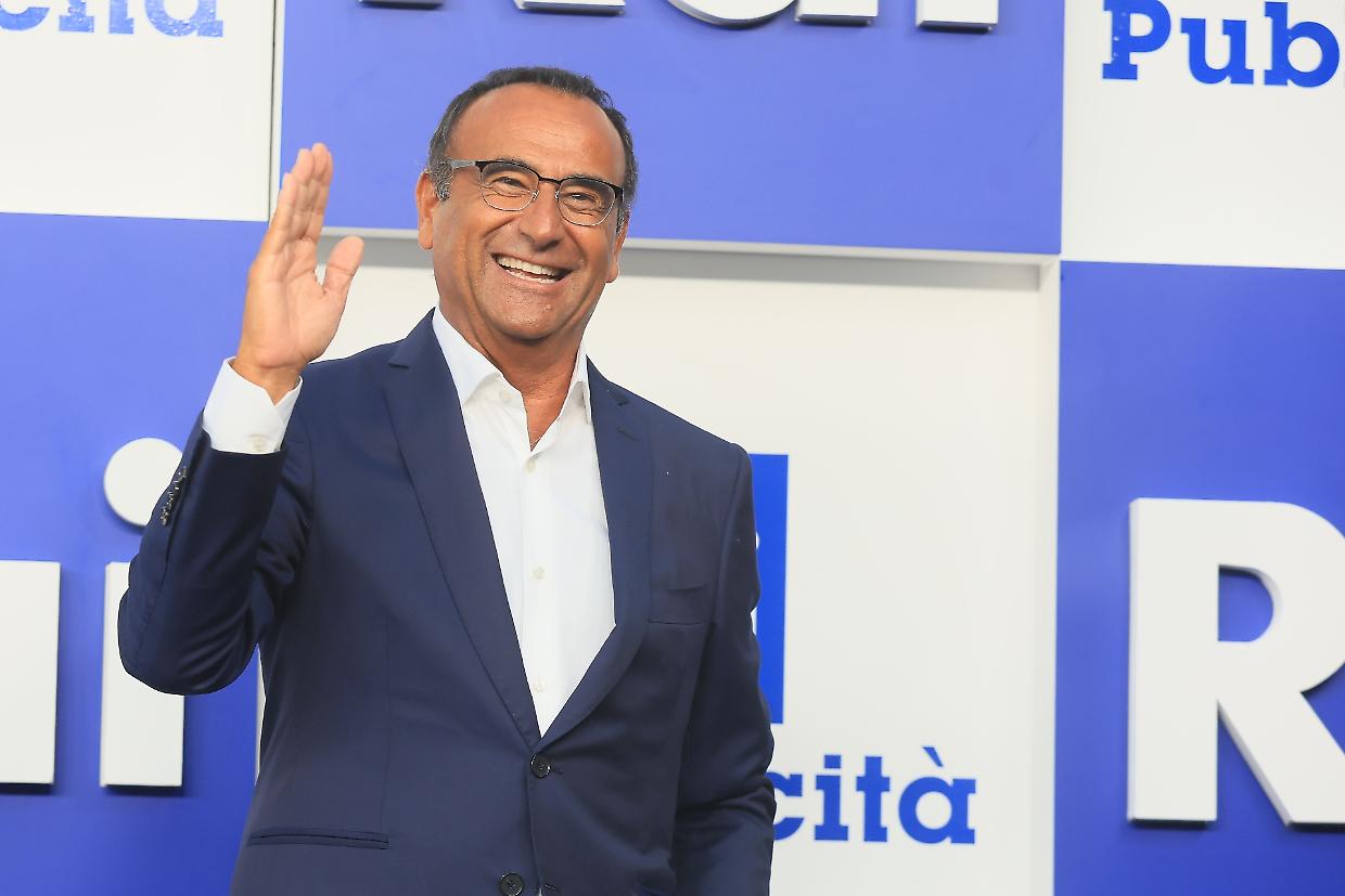 Sanremo, l'annuncio di Carlo Conti su Rai1: "Ecco i 30 big dell'edizione del 2025..."