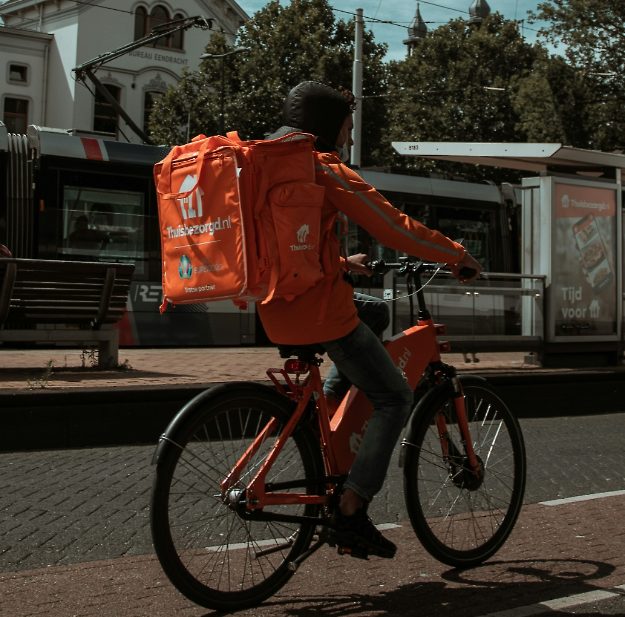 Apre a Nichelino il Riders Point: servizi e aggregazione per i lavoratori del food delivery