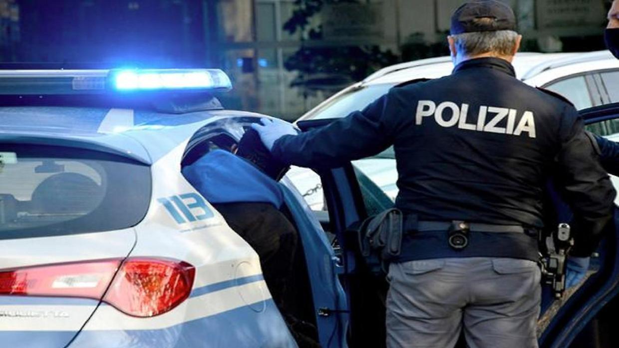 Corso Umbria: minori senza assistenza e furto di energia, undici denunciati