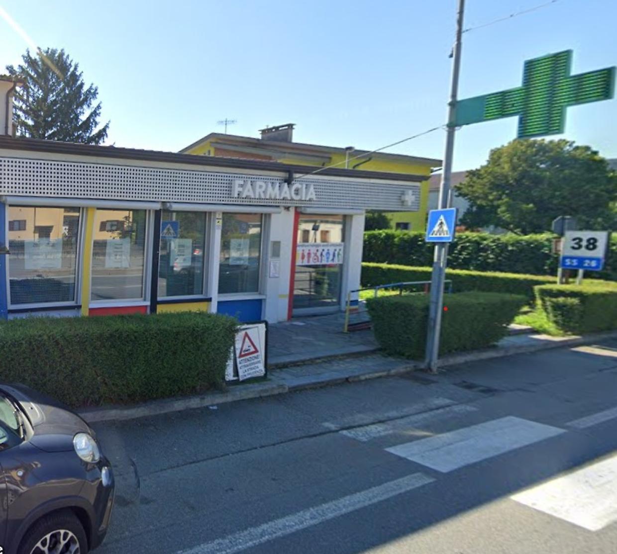 Borgofranco d'Ivrea: 76enne travolta da un'auto davanti alla farmacia