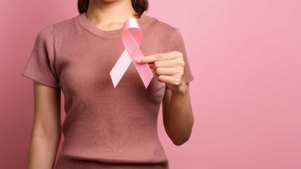 Grugliasco si tinge di rosa: camminata e teatro per la prevenzione oncologica