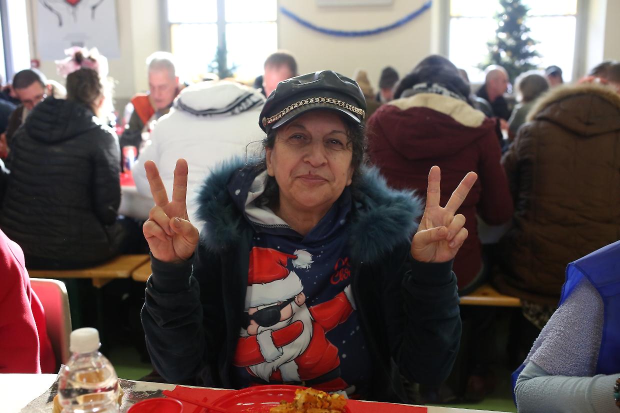 Il Natale degli "ultimi": il pranzo della Caritas per i senzatetto