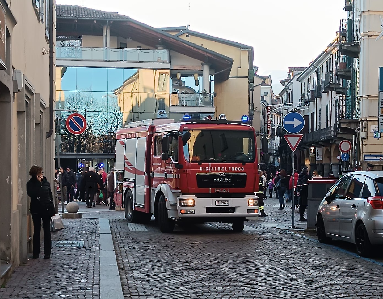 Fuga di gas a Pinerolo: chiuse al traffico piazza Facta e via Trieste