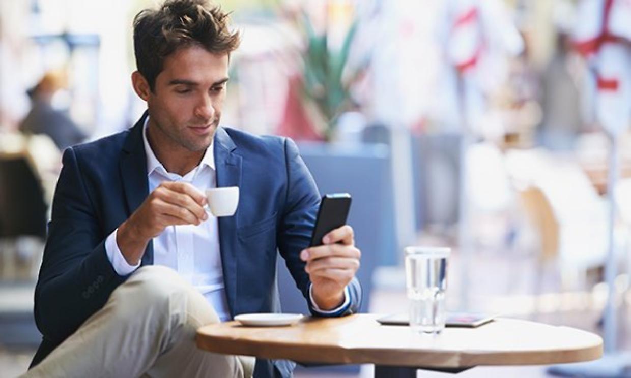 Il modo in cui bevi il caffè rivela chi sei: ecco i 7 identikit del consumatore italiano