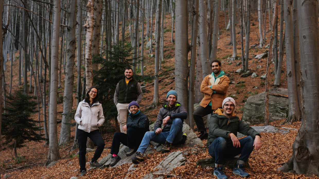 Ai piedi del Monviso un augurio lungo 60 km: l’iniziativa dei due fondatori di Robin Wood