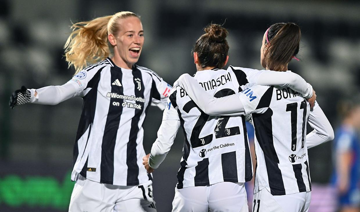 La Juventus Women batte il Valerenga, la festa di Barbara Bonansea