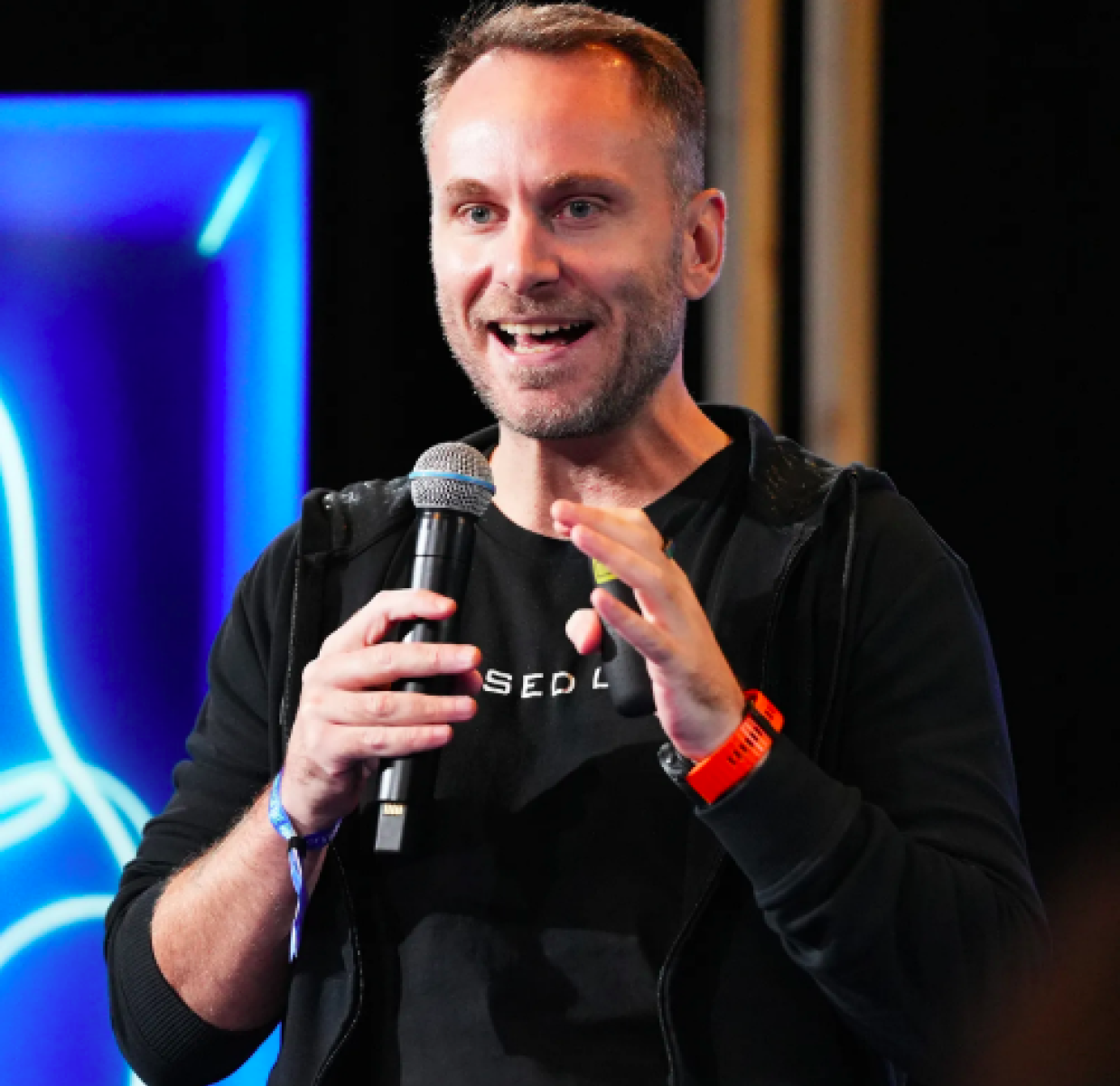 Tether investe 775 milioni di dollari in Rumble, il social senza censure che sfida Youtube