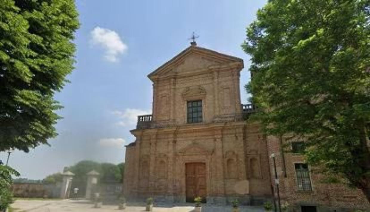 Ladri in chiesa: rubati (anche) i soldi per un’adozione a distanza 
