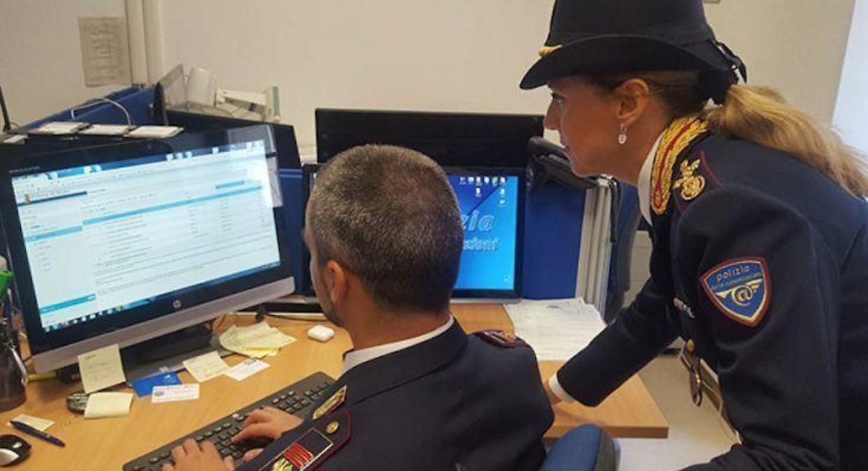 Tentata frode da 160mila euro ai danni di un'azienda di Torino, la polizia postale sventa il colpo