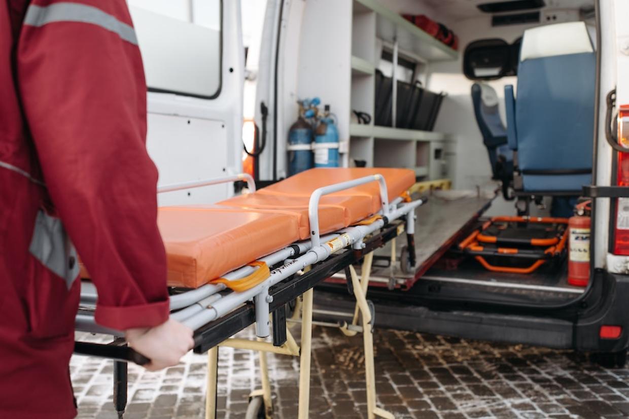 Ivrea, scontro tra moto e auto in via Jervis
