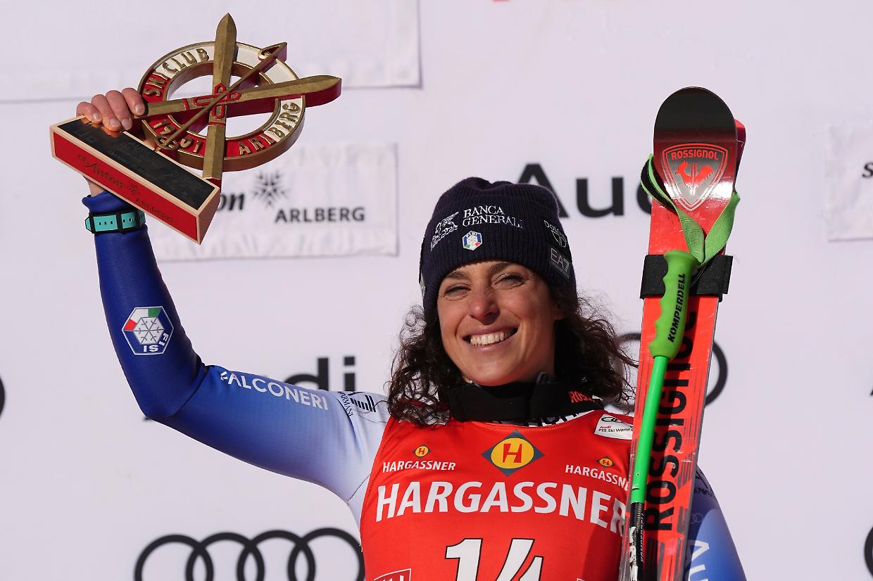 Brignone, che impresa in discesa: "Mi manca solo lo Slalom, per quello c'è mia mamma..."