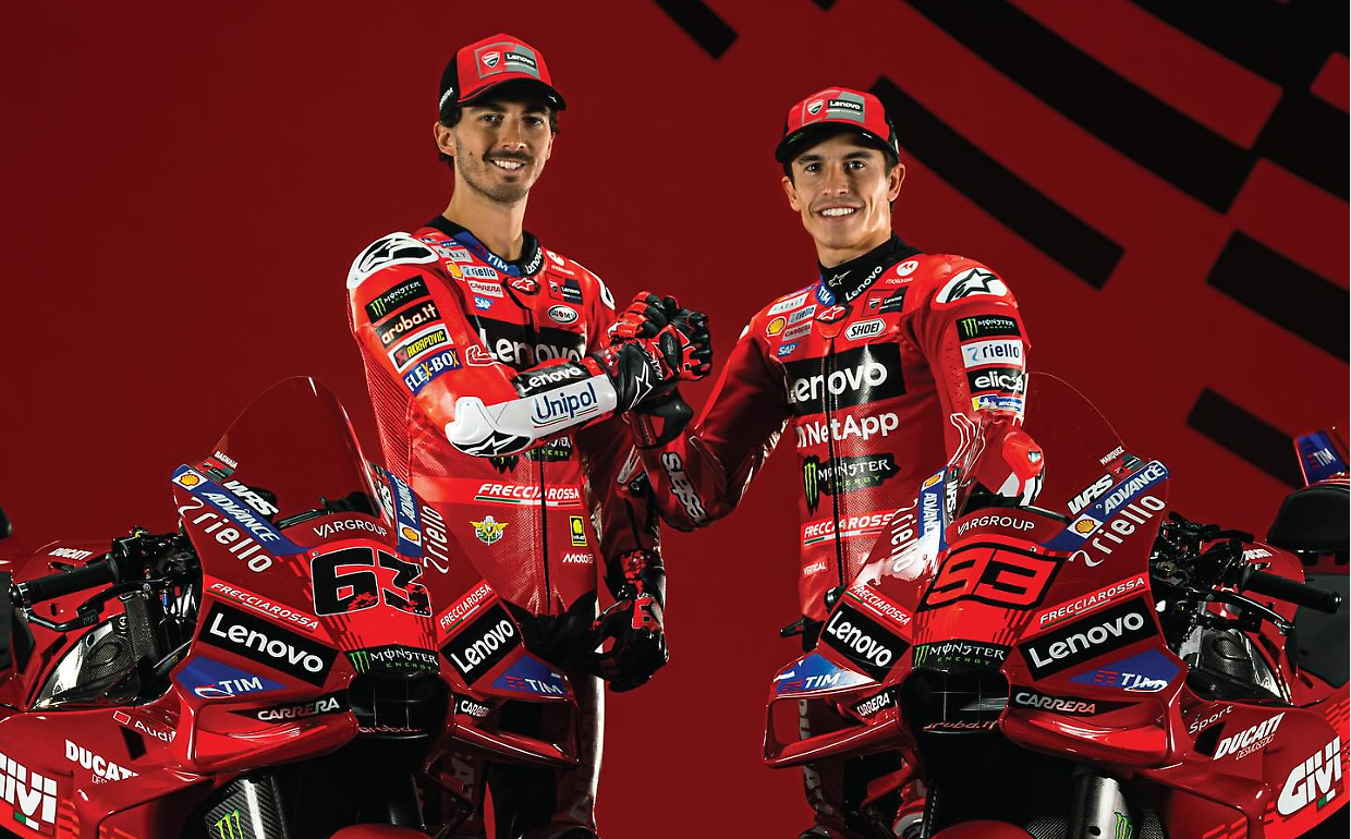 Ducati, le parole di Bagnaia e Marquez accendono il duello in casa