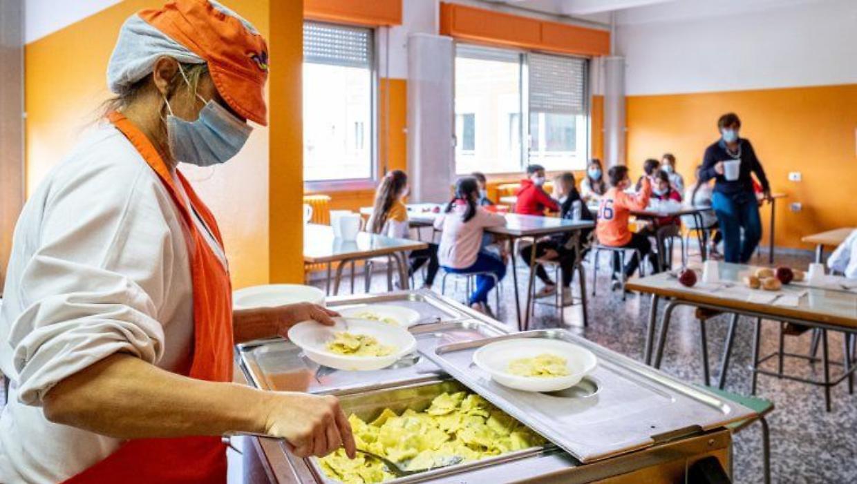 Insetti nel piatto, i genitori agguerriti. E lunedì il dibattito sarà in Sala Rossa