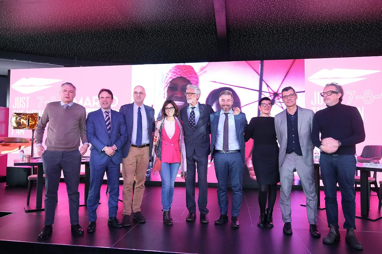 Just the Woman I Am, dal 7 al 9 marzo la 12ª edizione raccoglierà fondi per la ricerca universitaria sulla salute e sul cancro
