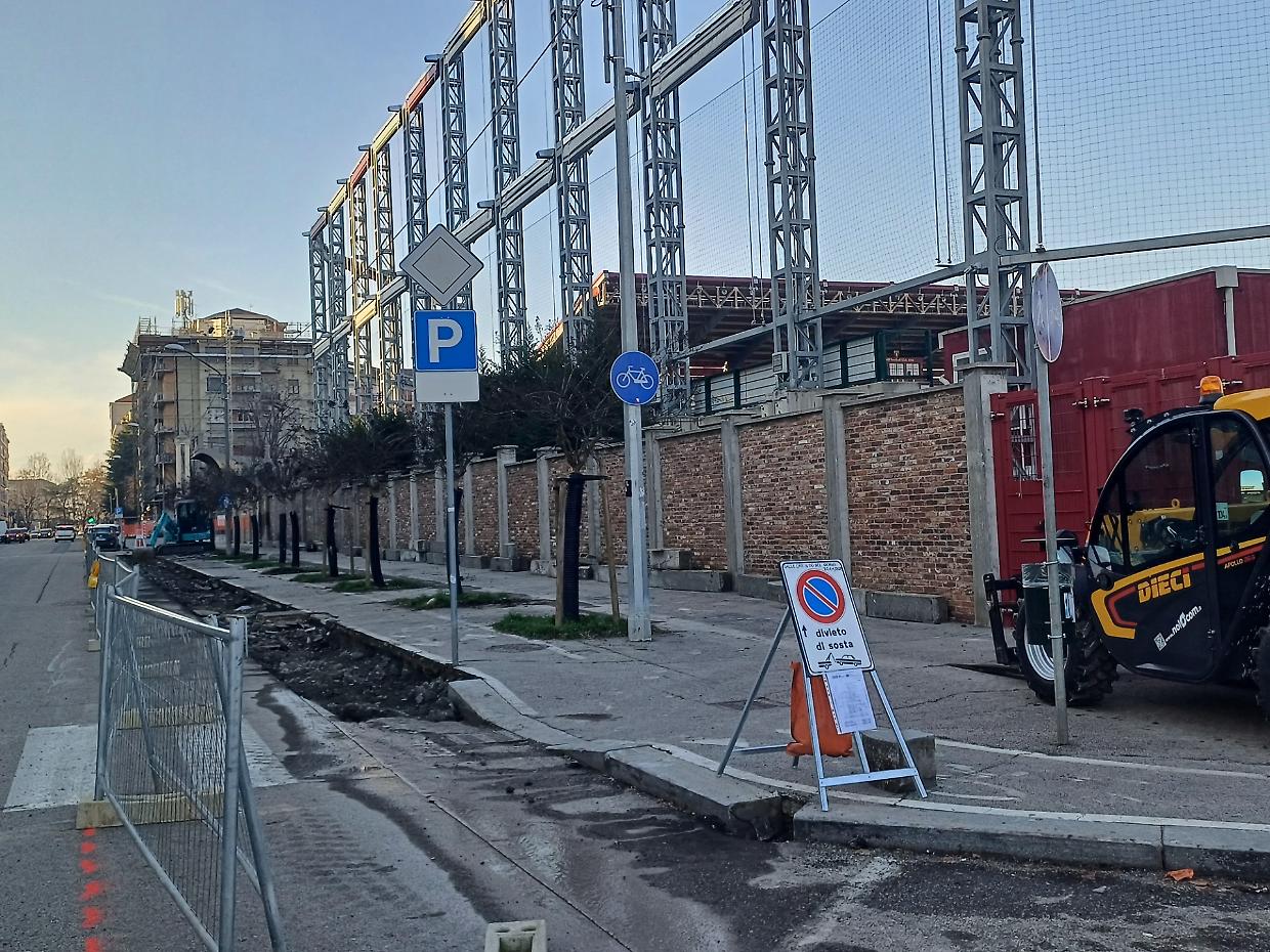 Via ai lavori per 8 piste ciclabili a Torino e a Grugliasco