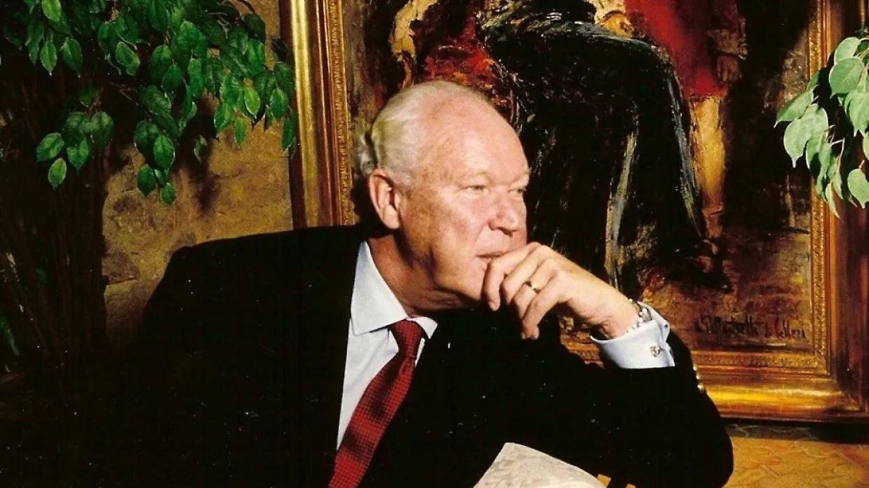 A un anno dalla sua scomparsa, i Savoia tornano a Superga per rendere omaggio a Vittorio Emanuele