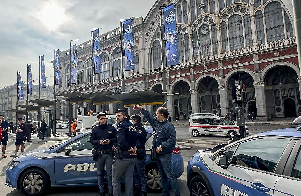 A Torino 33 allontanati dalle "zone rosse". Ma il pusher con 50 dosi di crack resta libero