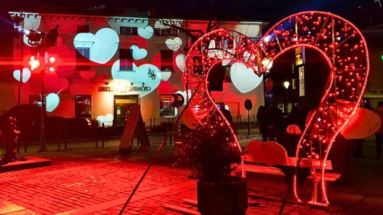 "Giaveno in L&hearts;ve": 26 cuori e un percorso interattivo per riscoprire i legami quotidiani dal 6 al 15 febbraio