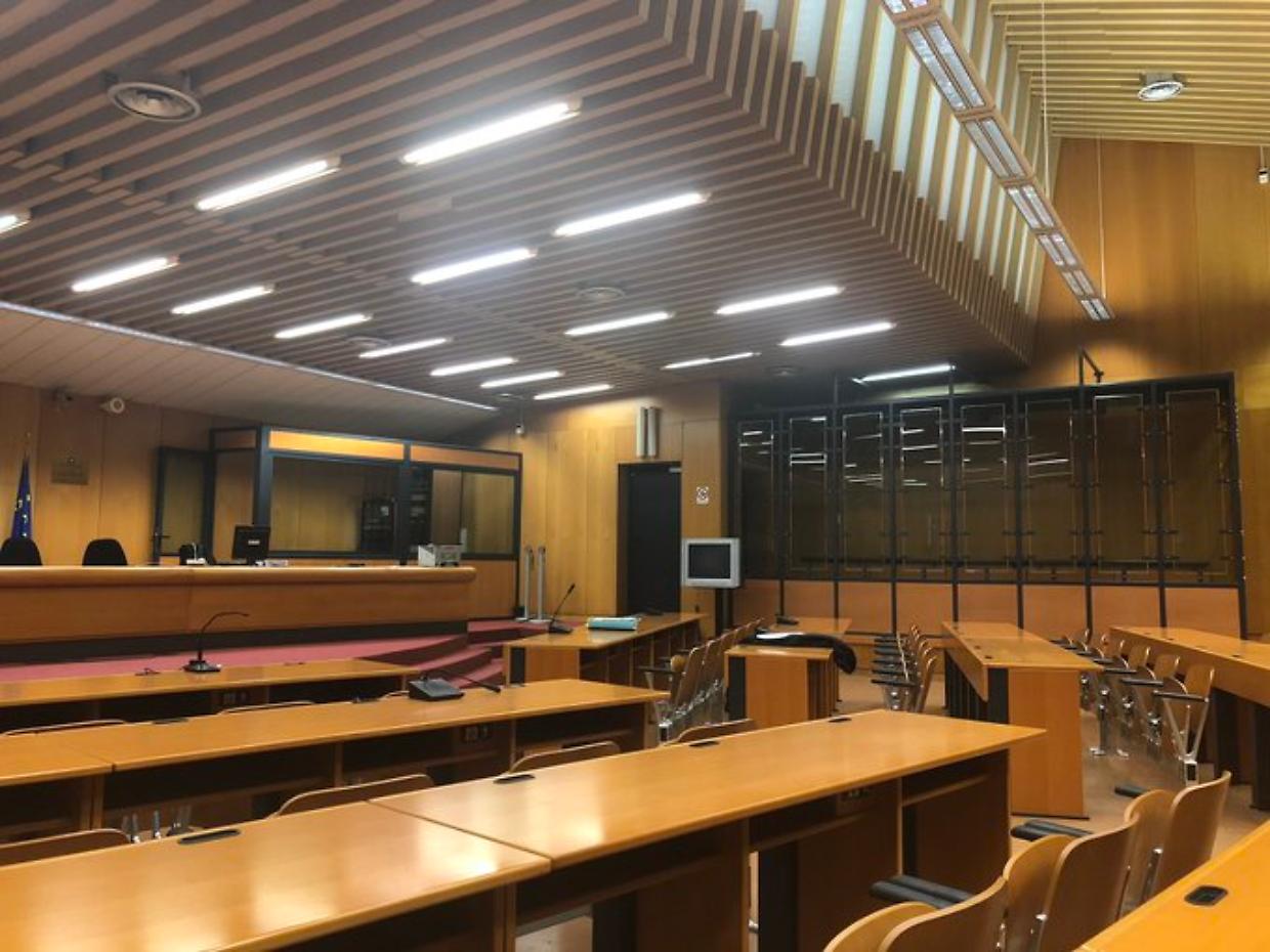 Violenze domestiche e negazionismo vaccinale: un 57enne di Torino viene portato in tribunale