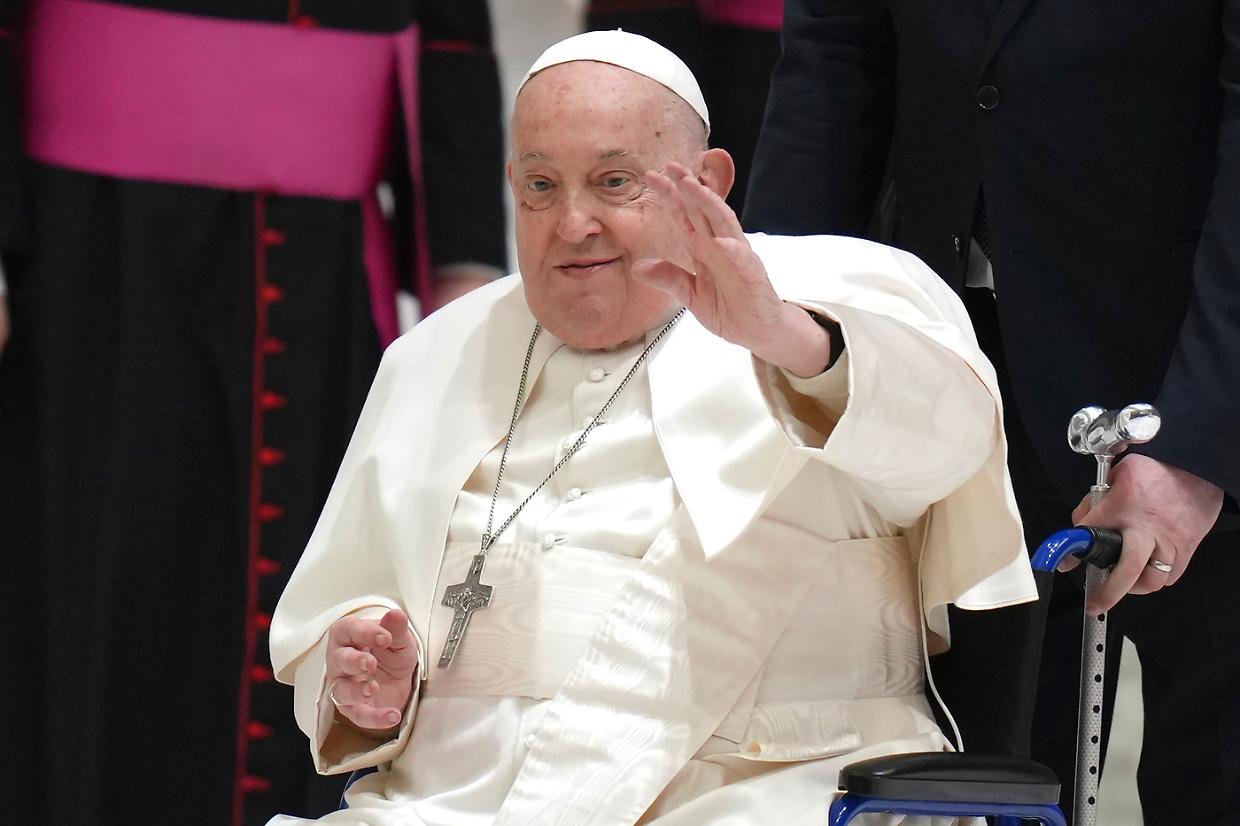 Ottimismo per la ripresa del Papa: "Notte tranquilla" e miglioramento delle condizioni