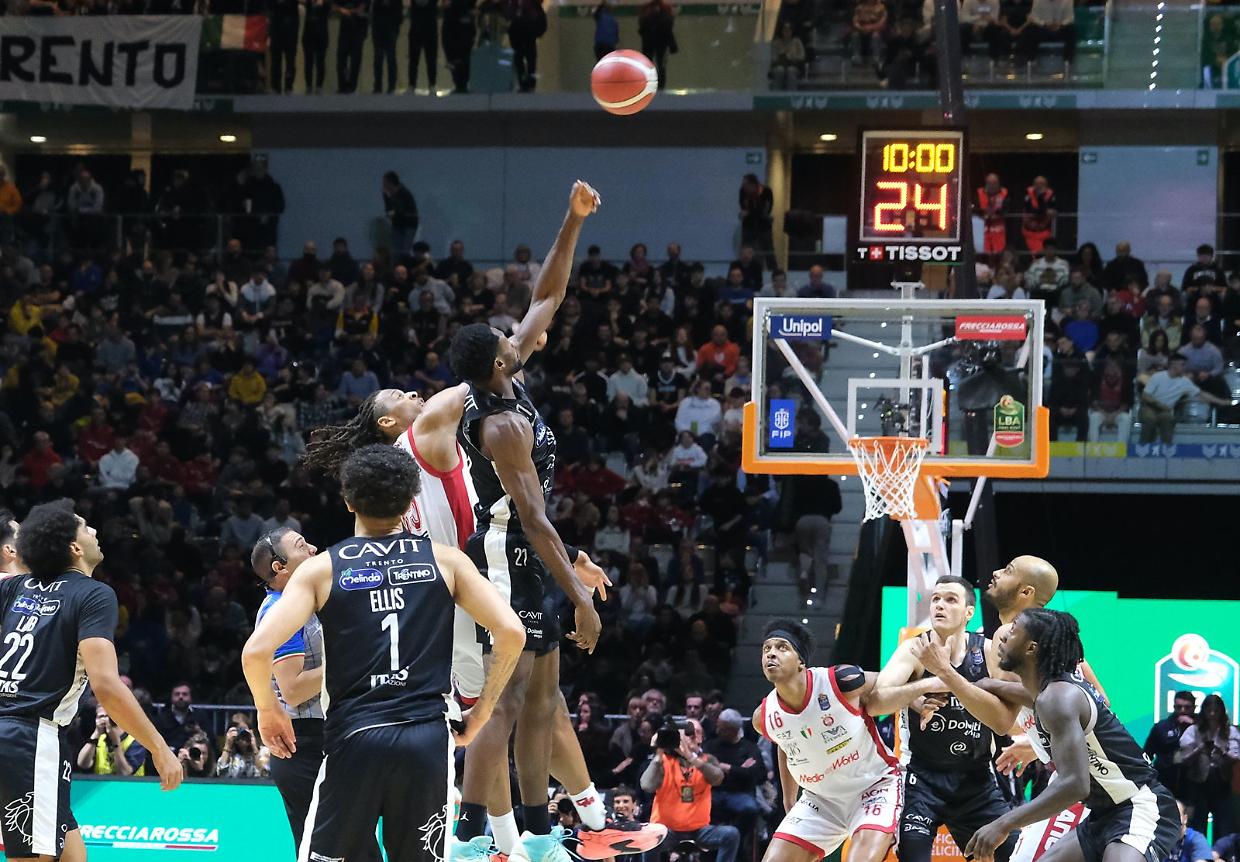 Torino città del basket, la Coppa Italia a Dolomiti Energia