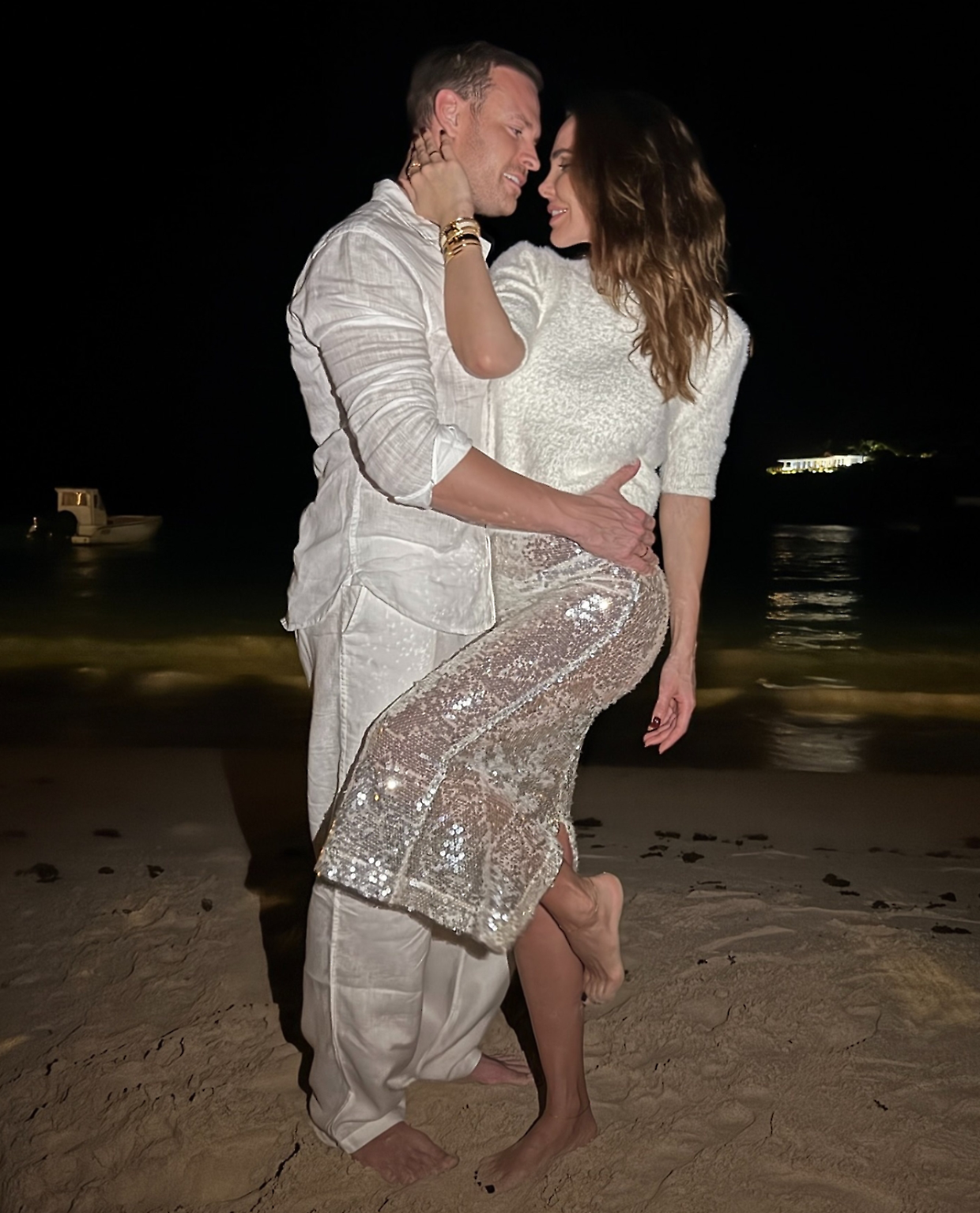 Ilary e Bastian, tra sci e fediaspettando divorzio e nozze