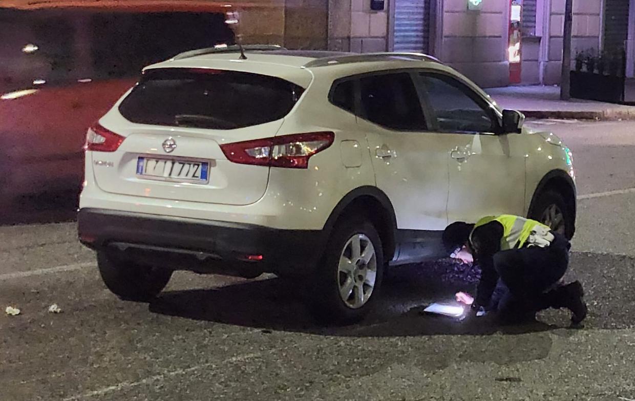 Incidente a Torino: ciclista in gravi condizioni dopo scontro con auto in via Cigna