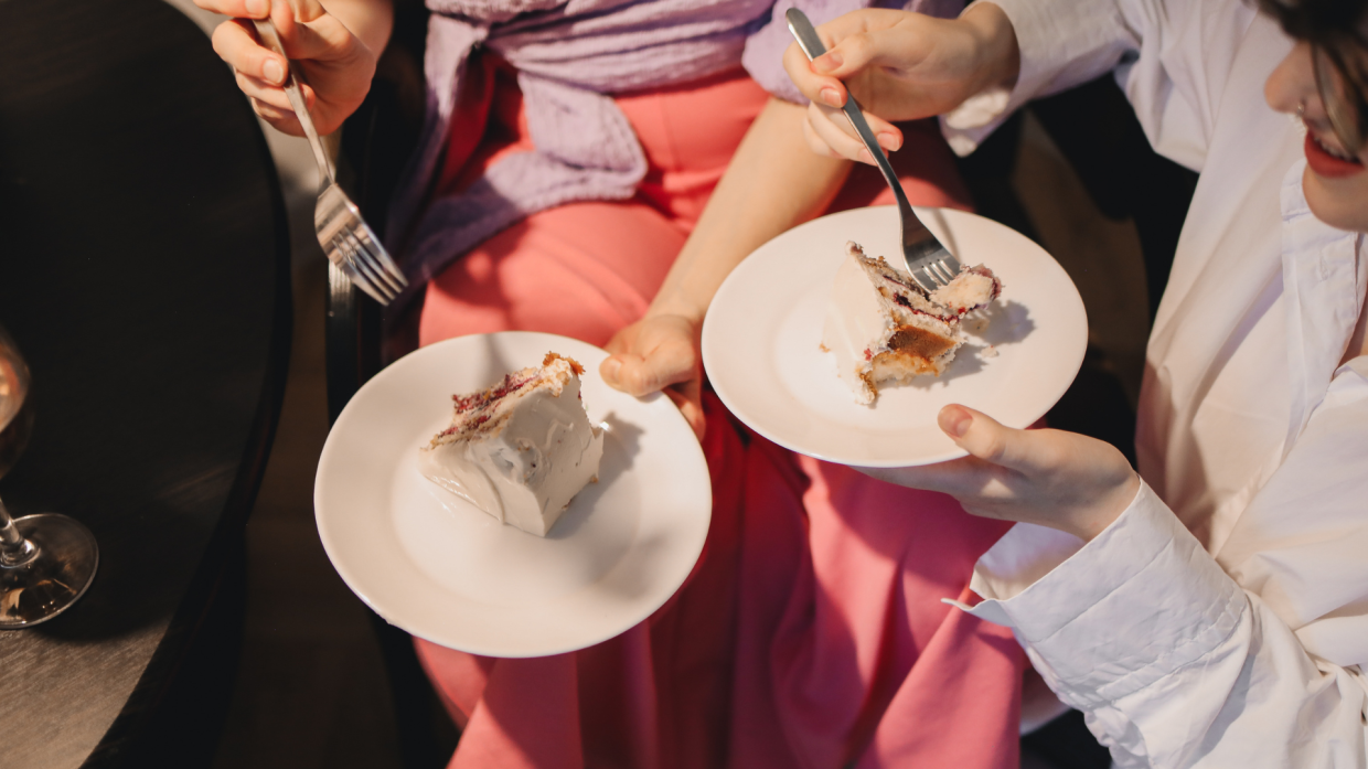 Tutta colpa dello "stomaco da dessert": ecco perché non riusciamo a dire di no al dolcino a fine pasto