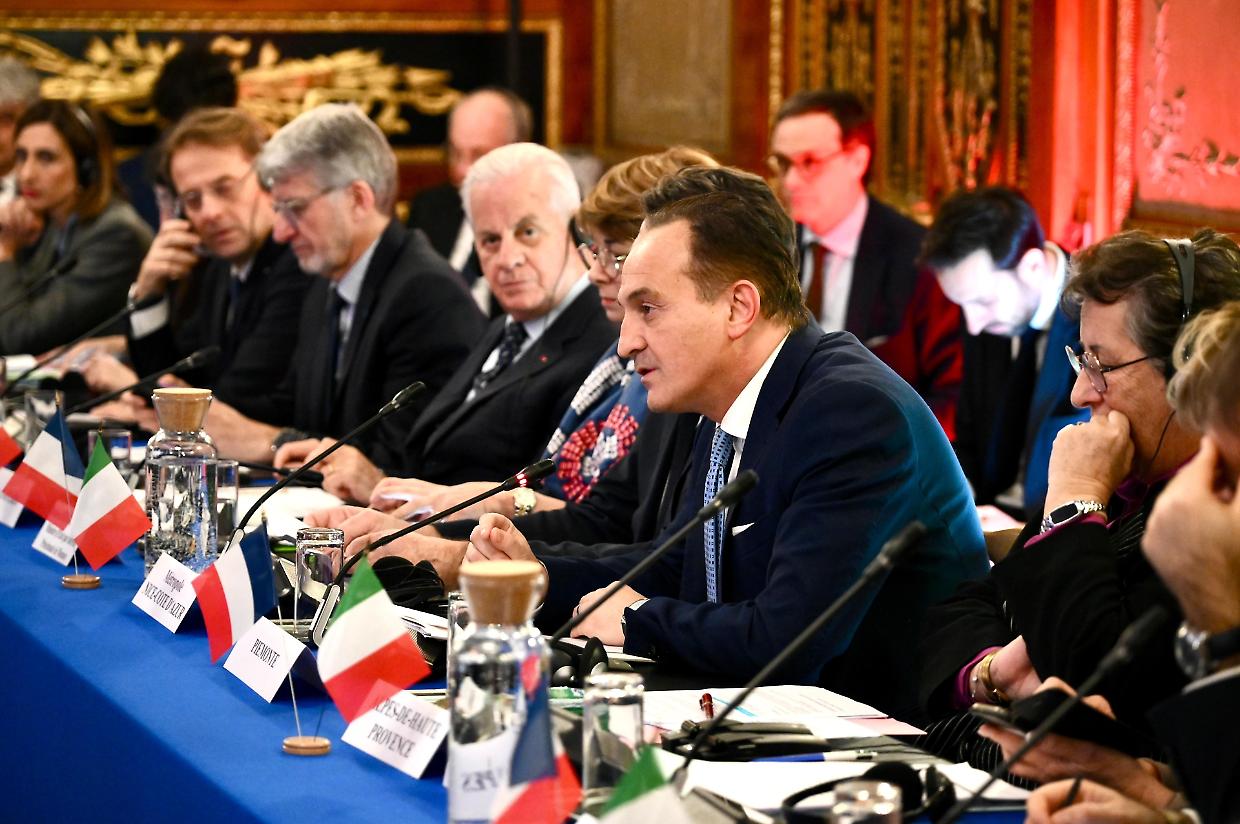 Olimpici invernali 2030: Cirio e Lo Russo a Lione per la cerimonia del comitato organizzatore dei giochi
