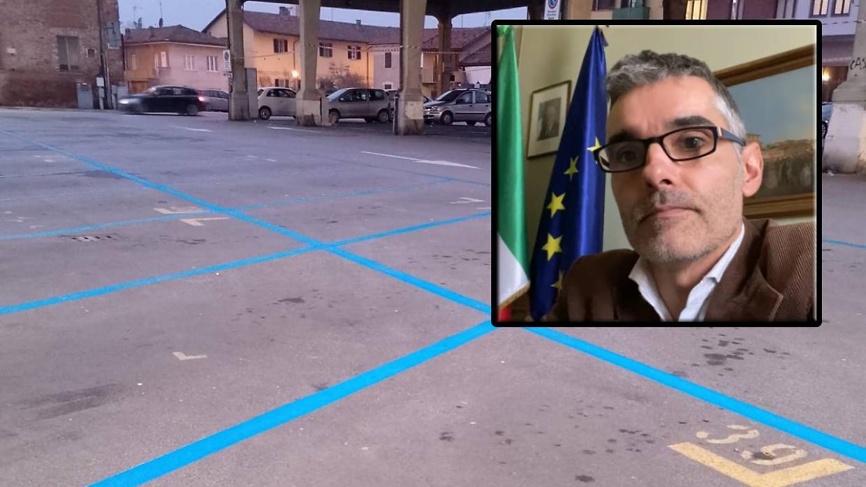 E' sempre guerra sui parcheggi a pagamento di Chieri (nel riquadro, il sindaco Sicchiero)