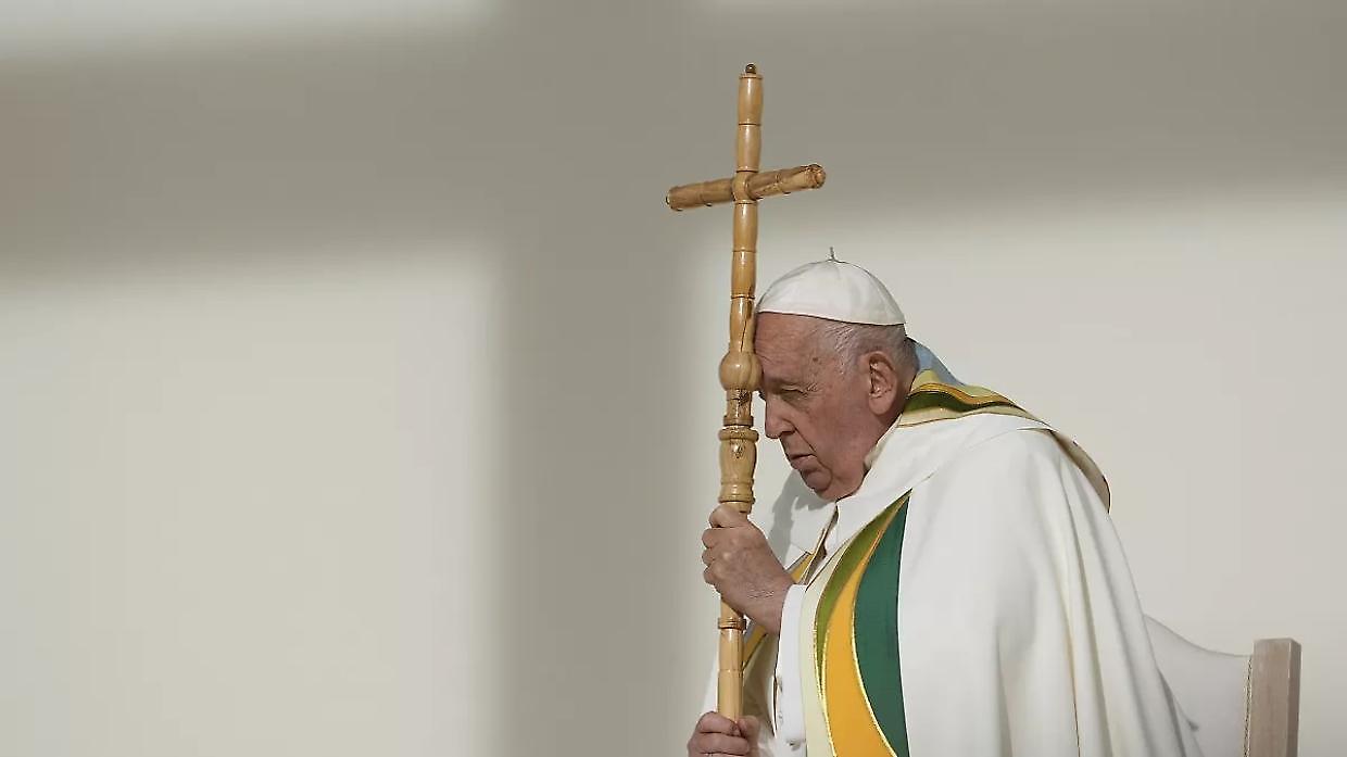 Le parole terribili del cappellano del Gemelli sul Papa: "Sperare contro ogni speranza"