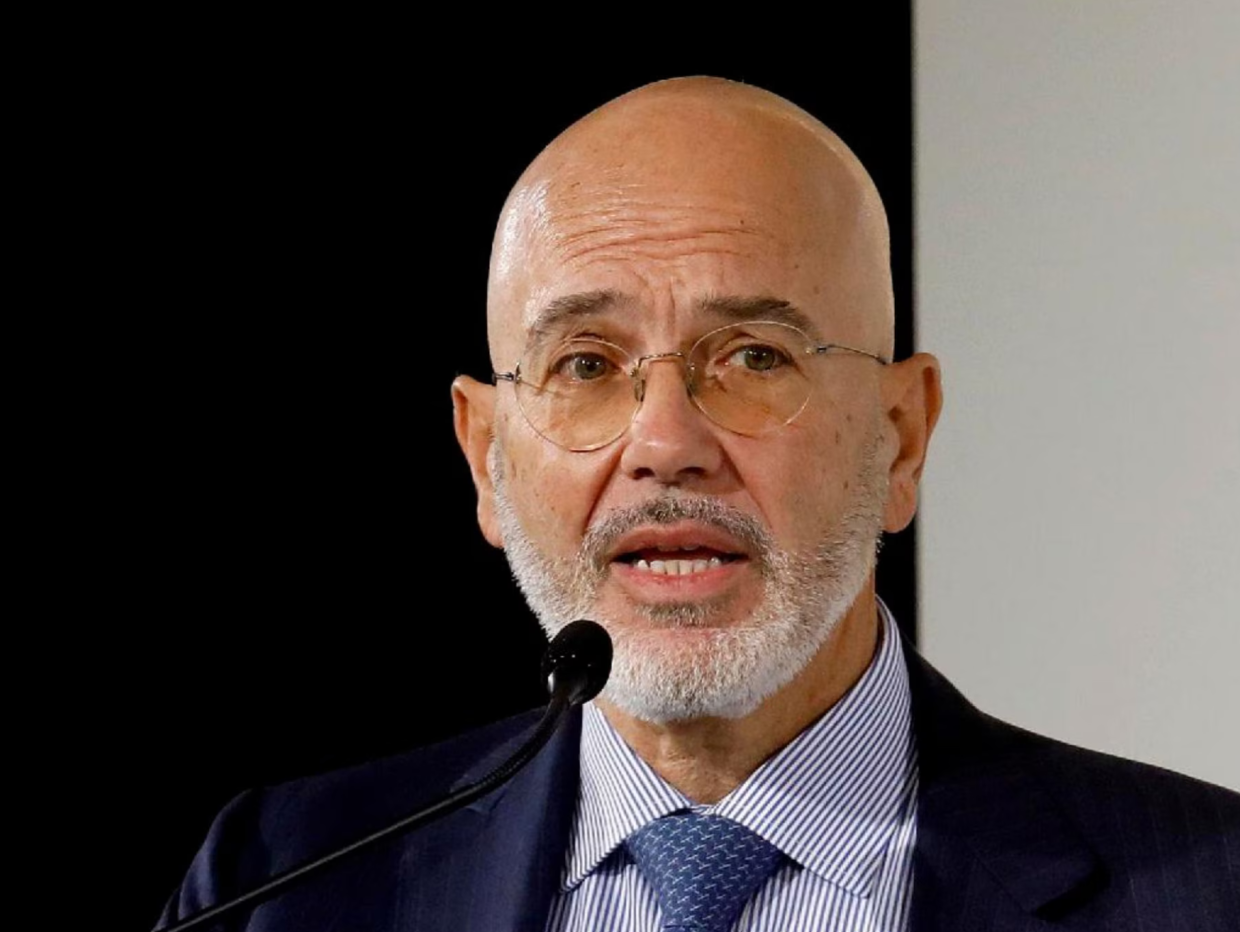 Frodi finanziarie, ci sono 25 indagati a Torino. Uno è Massimo Segre, il banchiere dei Vip