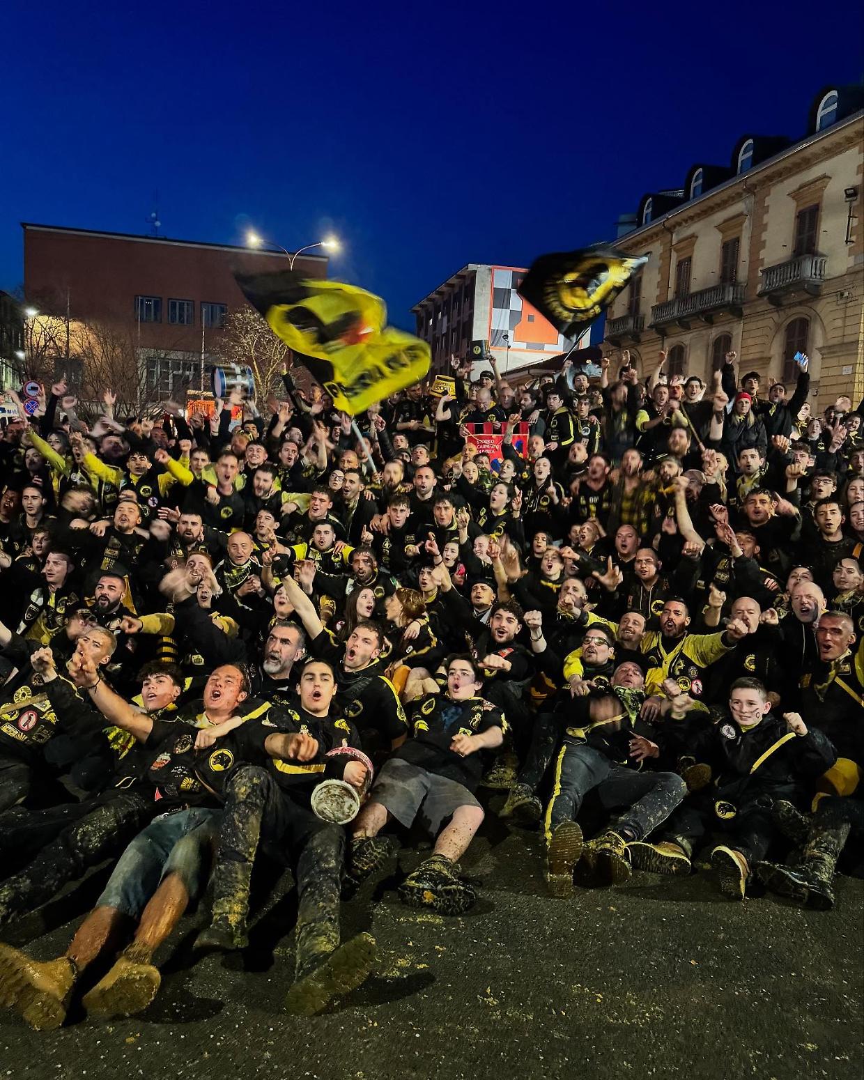 A Ivrea il trionfo delle Pantere Nere davanti a 100mila persone (e 533 feriti)