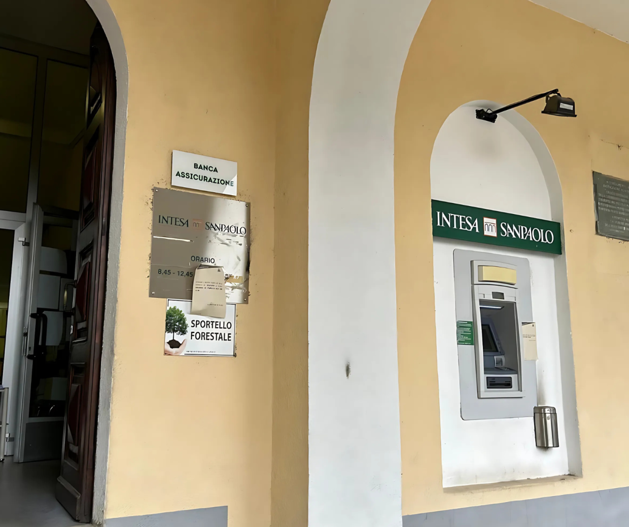 La montagna a Intesa Sanpaolo (e non solo): "Non chiudete le nostre banche"