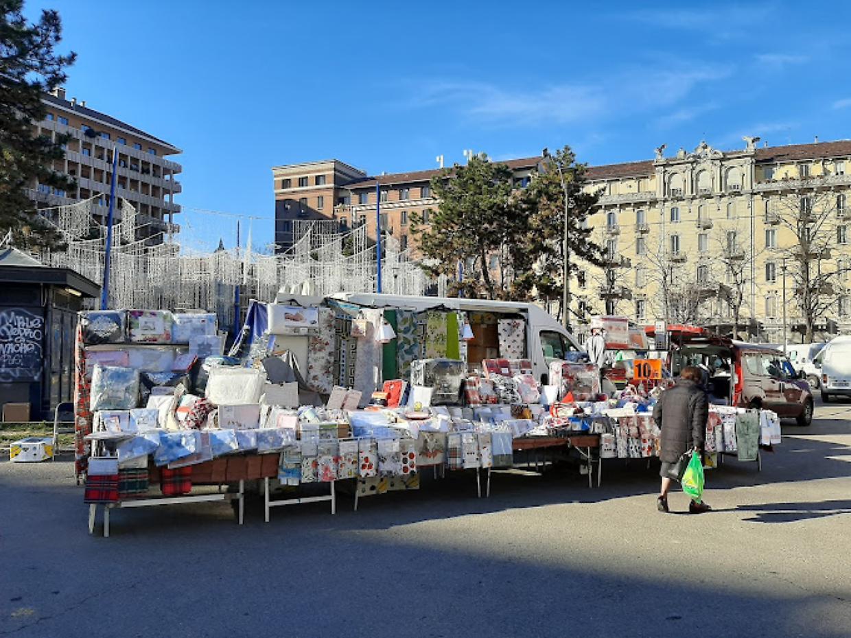 "Benefica on the road" porta il fascino del mercato più chic di Torino in giro per il Piemonte