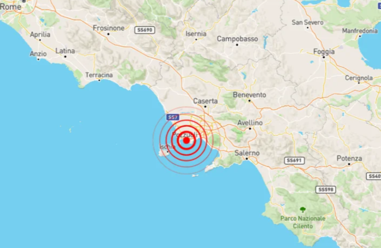 Torna la paura ai Campi Flegrei: nuova scossa di magnitudo 3.1 a Napoli, continua lo sciame sismico
