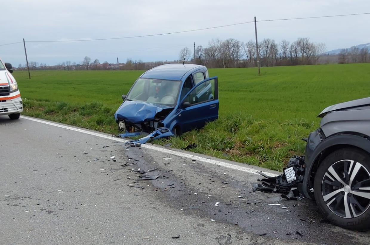 Incidente sulla strada Fontaneto a Chieri 