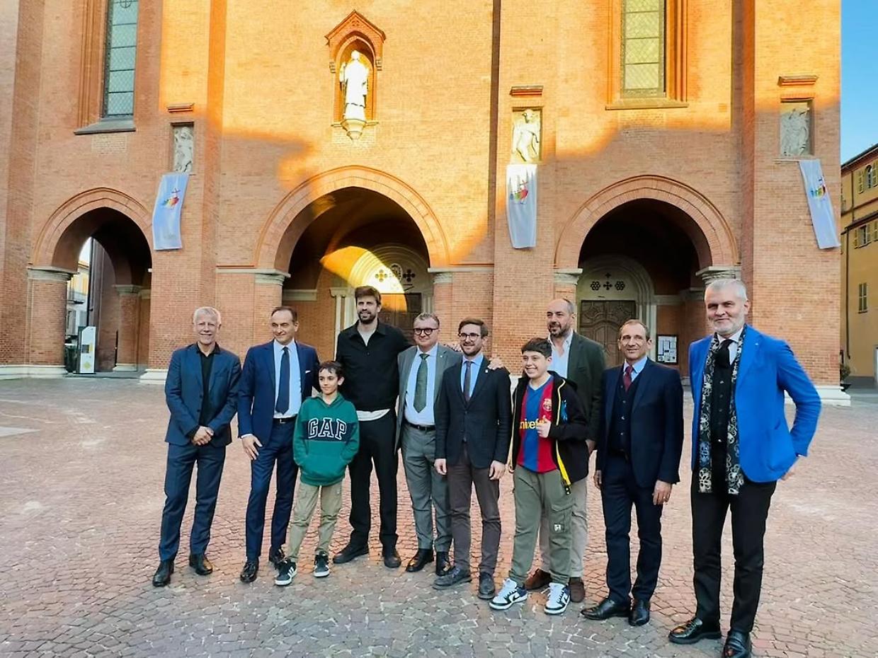 Gerard Piqué: una leggenda del calcio in visita in Piemonte