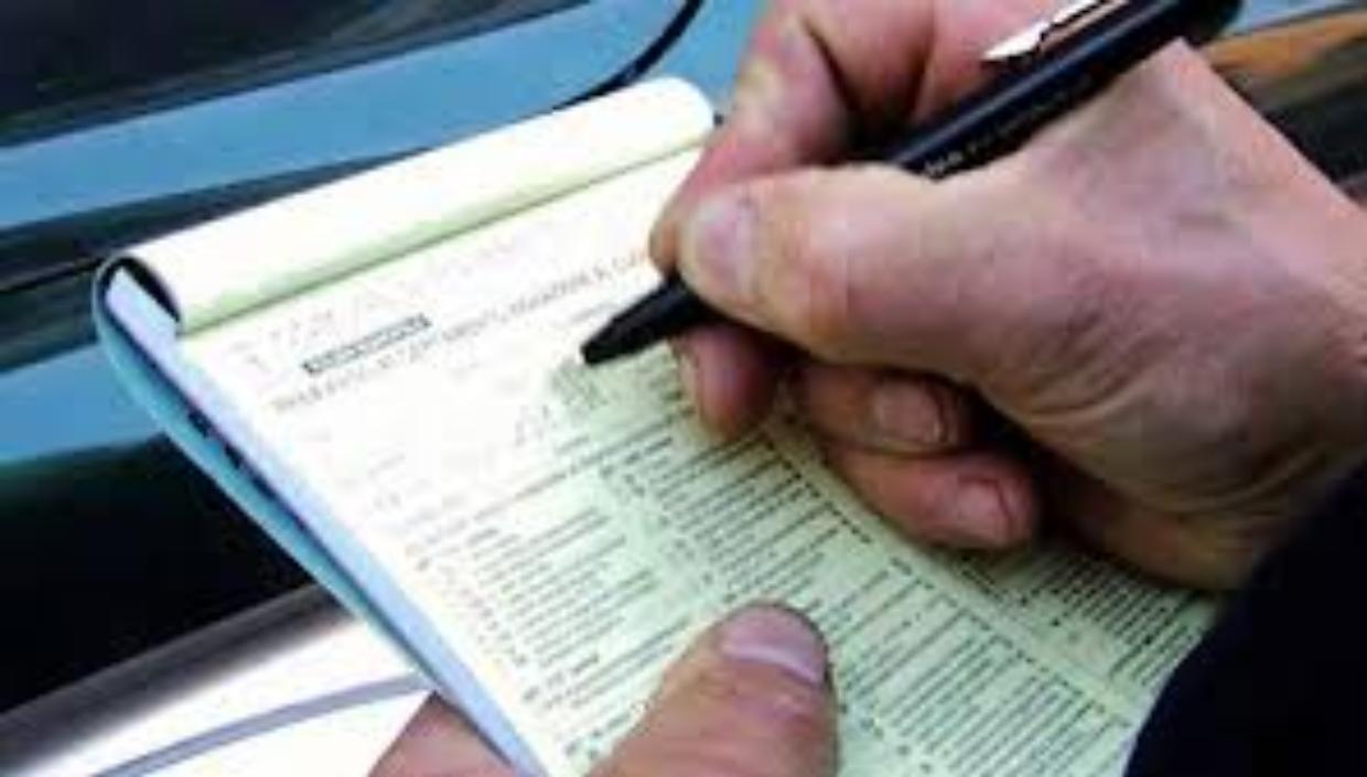 Finte multe per incassare in provincia di Torino: amministratori e dipendenti comunali nei guai
