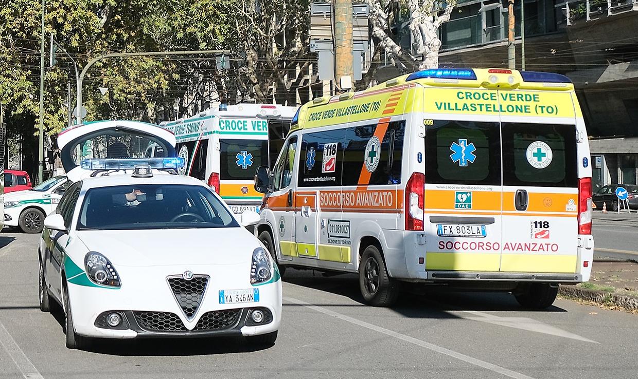 Pedone investito da un’auto a Torino