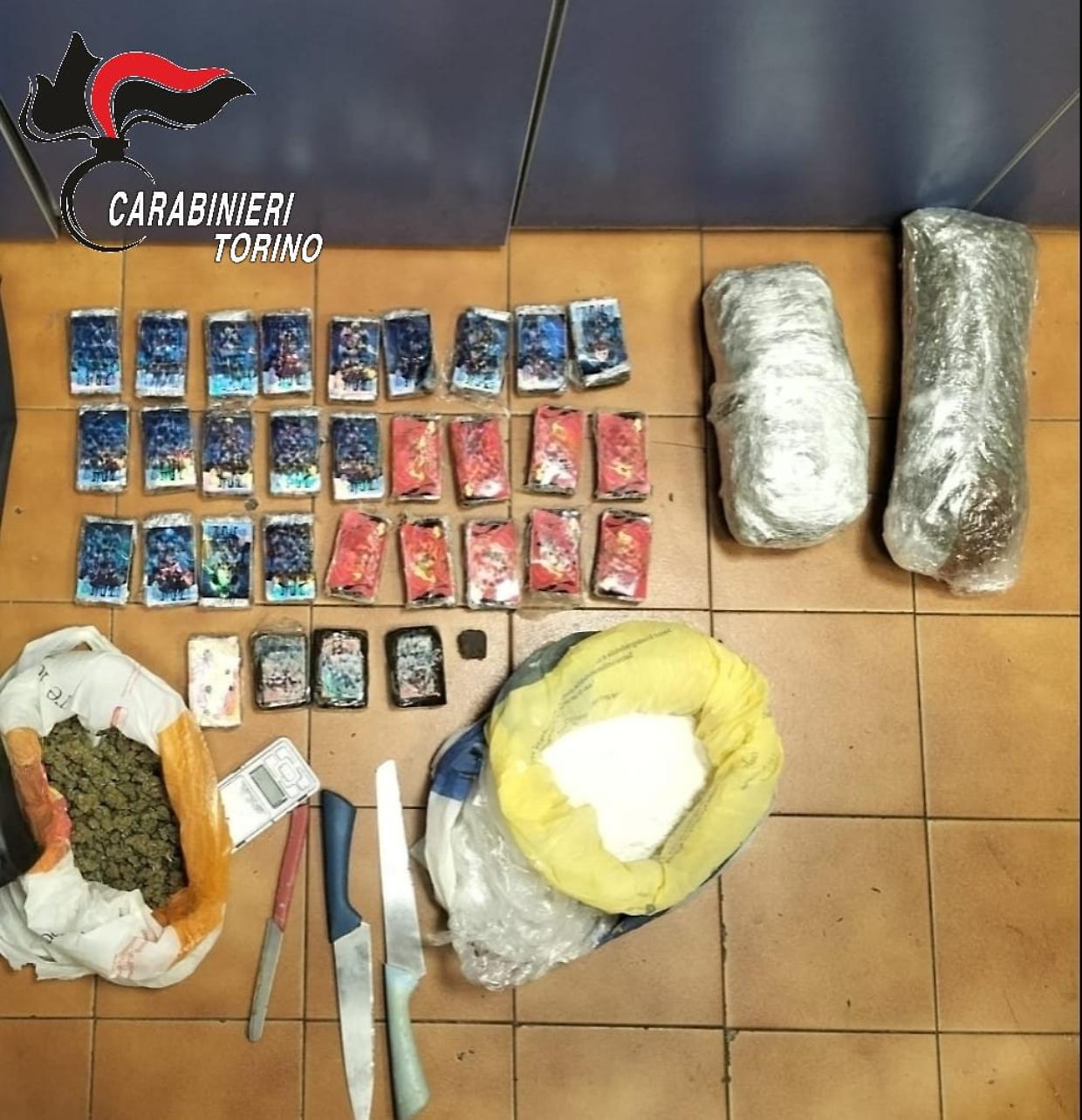 Trovati più di 4kg di droga in casa, arrestato un 22enne